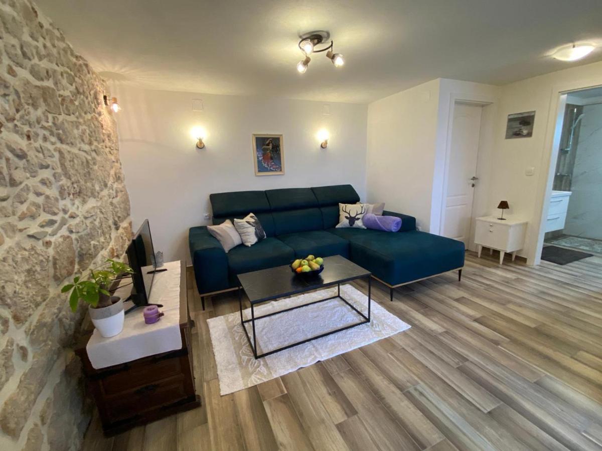 Apartman Veronika Risika Esterno foto
